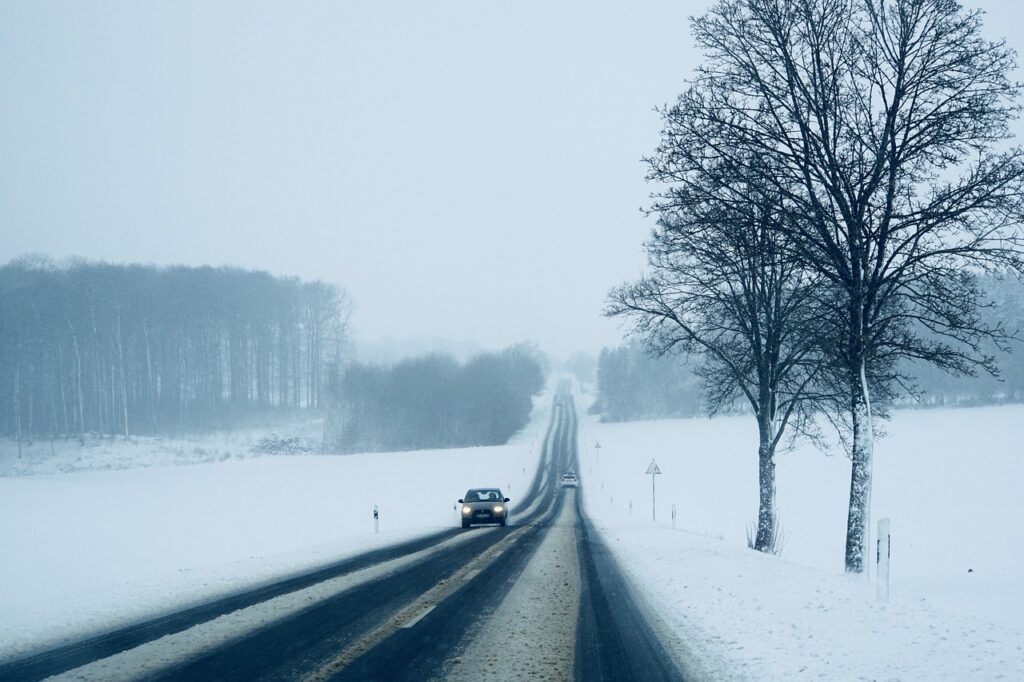 bad weather, snow-covered road, snow-3839709.jpg
