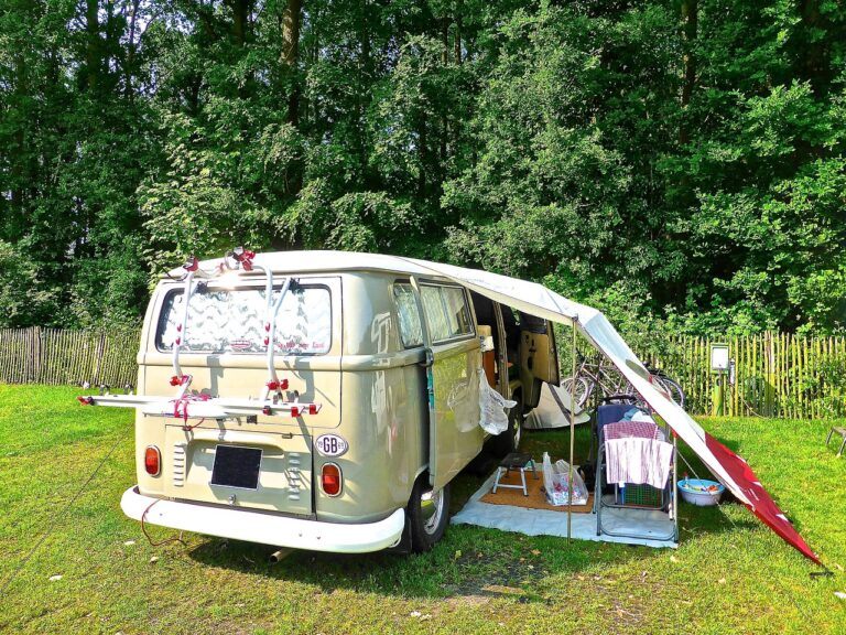 camping, combi van, retro-1106782.jpg